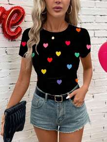 Camiseta de manga corta ajustada con cuello redondo y diseño minimalista de corazón, adecuada para primavera/verano, ropa de San Valentín, Día de San Valentín, uso casual - Multicolor - Ver 1