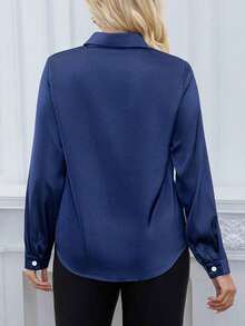 Camisa de manga larga de unicolor elegante para mujer - Blusa de cuello clásico no transparente, tela premium para primavera, verano y otoño, versátil para uso casual y profesional, lavable a máquina/limpieza en seco, diseño estilizado, textura refinada - Azul - Ver 5