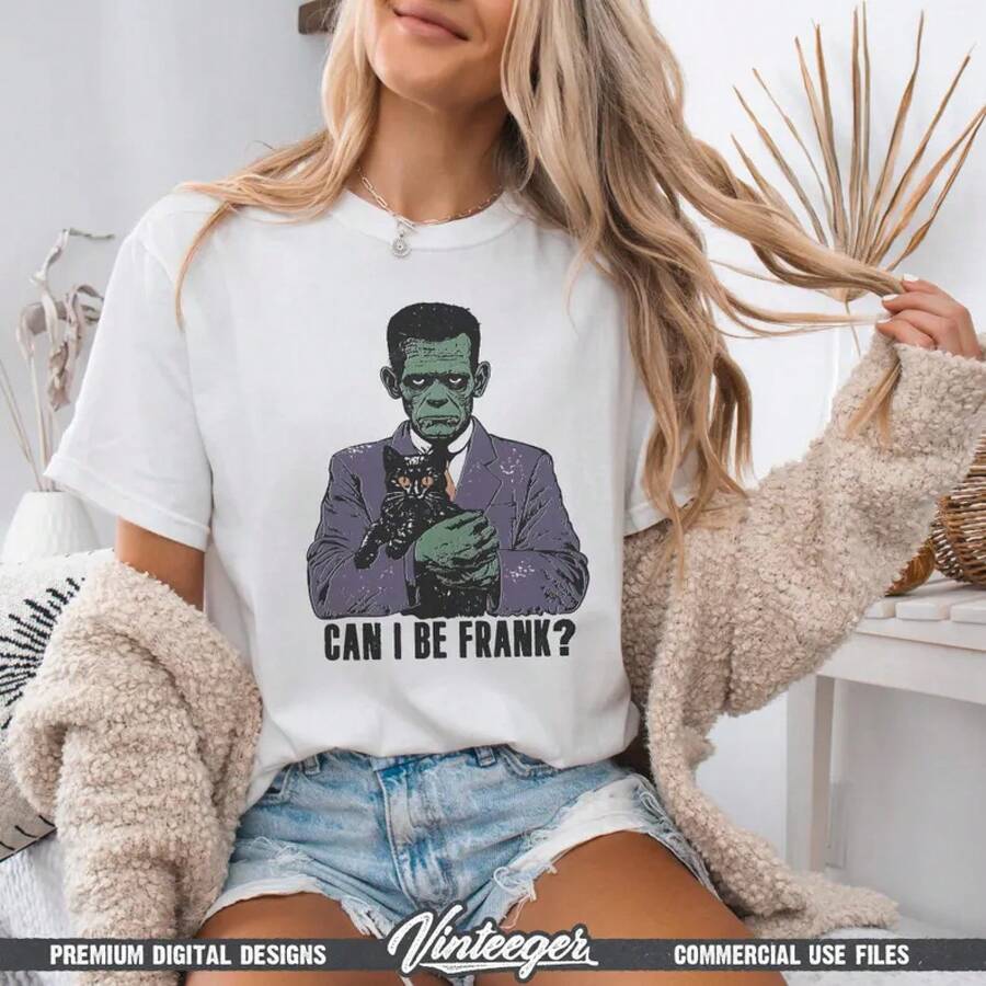 Diseño Retro de Ghoul con Frase Divertida de Halloween - PNG Espeluznante para Sublimación e Impresión DTG - Gráfico Humorístico de Halloween en PNG - Blanco - Ver 1