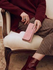 Miu Miu حافظة نظارات بيضاوية من المخمل الوردي، صندوق تخزين نظارات محمول من المخمل الناعم بتصميم ريترو، واقي عدسات مضاد للخدش، إكسسوار موضة يومي للسفر للفتيات - وردي فاتح - مشاهدة 5