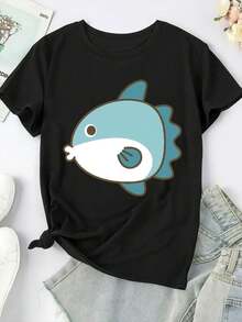 Suave, transpirable y ligera para comodidad durante todo el día. Talla grande - Camiseta elástica de talla grande para mujer - Camiseta con bonito diseño de ballena, top casual suave para mujer, adecuada para uso diario y ocasiones especiales, guardarropa de verano, diseño vibrante, ajuste cómodo, camiseta de manga corta, cuello redondo clásico con un corte relajado que favorece todas las formas del cuerpo y es fácil de combinar con jeans, shorts y leggings. - Negro - Ver 3