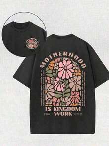 Tops de Verano 2026: Camiseta Gris Retro Lavada con Estampado a Doble Cara (Camiseta de Algodón Puro de 230g) con Diseño Gráfico Cristiano "La Maternidad es Trabajo de Reino" y Proverbios 31:25-27 y Diseño Floral, Camiseta Cómoda y a la Moda, Estilo Urbano, Camisetas de Algodón Holgadas y Cómodas, Camiseta con Cuello Redondo Estampada Y2K para Mujer, Vacaciones, Primavera, Festival, Camisetas Gráficas. - Negro - Ver 11