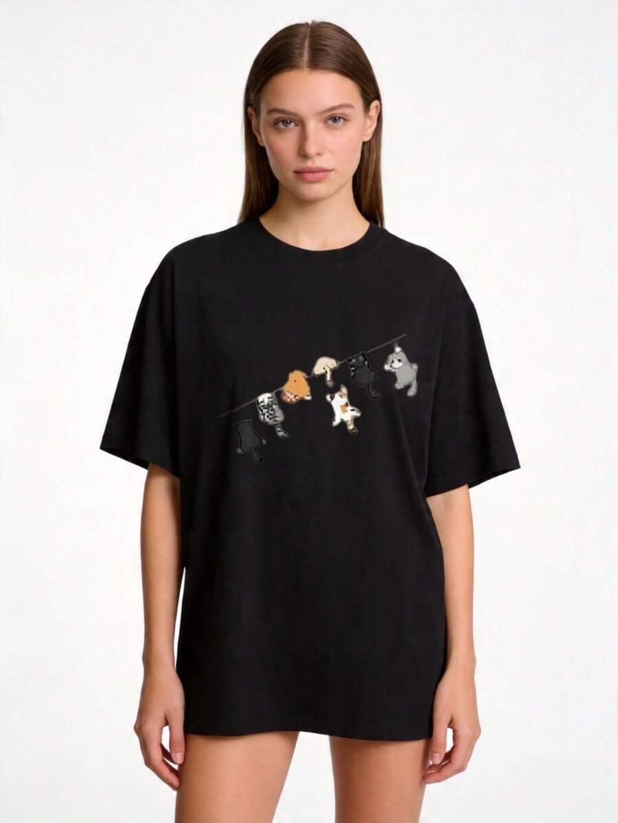 Premium Women's Casual Everyday T-Shirt, Sizes S-2XL, Short Sleeve, Solid Color With Black And White Cat Print. Suitable For Family And Couple Outfits. Perfect For Spring And Summer. Ideal Gift For Mom, Mother's Day, Family Members, And Best Friends. . - 黑色 - 查看 1