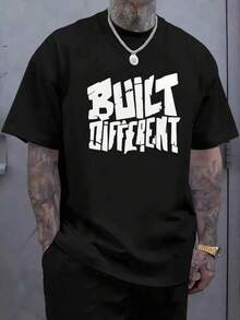 Camiseta Oversized para Hombre "Built Different" - Estampado en el pecho en blanco y negro, camiseta transpirable de estilo urbano, manga corta, cuello redondo, camiseta casual para todas las estaciones con dobladillo tipo paraguas, ropa para gimnasio y uso casual (lavable a máquina) - Masculina - Negro - Ver 8