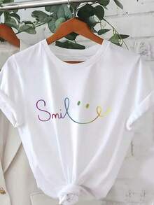 Camiseta Estampada para Mujer con Diseño Smile - Camiseta Casual de Manga Corta y Cuello Redondo con Nudo, Corte Relajado para Todas las Estaciones, Perfecta para Uso Diario y Vacaciones (Lavable aáquina). - Blanco - Ver 1