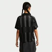 Nike Áo thun nữ tay ngắn cổ bẻ AS W NSW STREET OS SS STRP JSYPOLO TIOQ0914-010 - màu đen - Xem 2