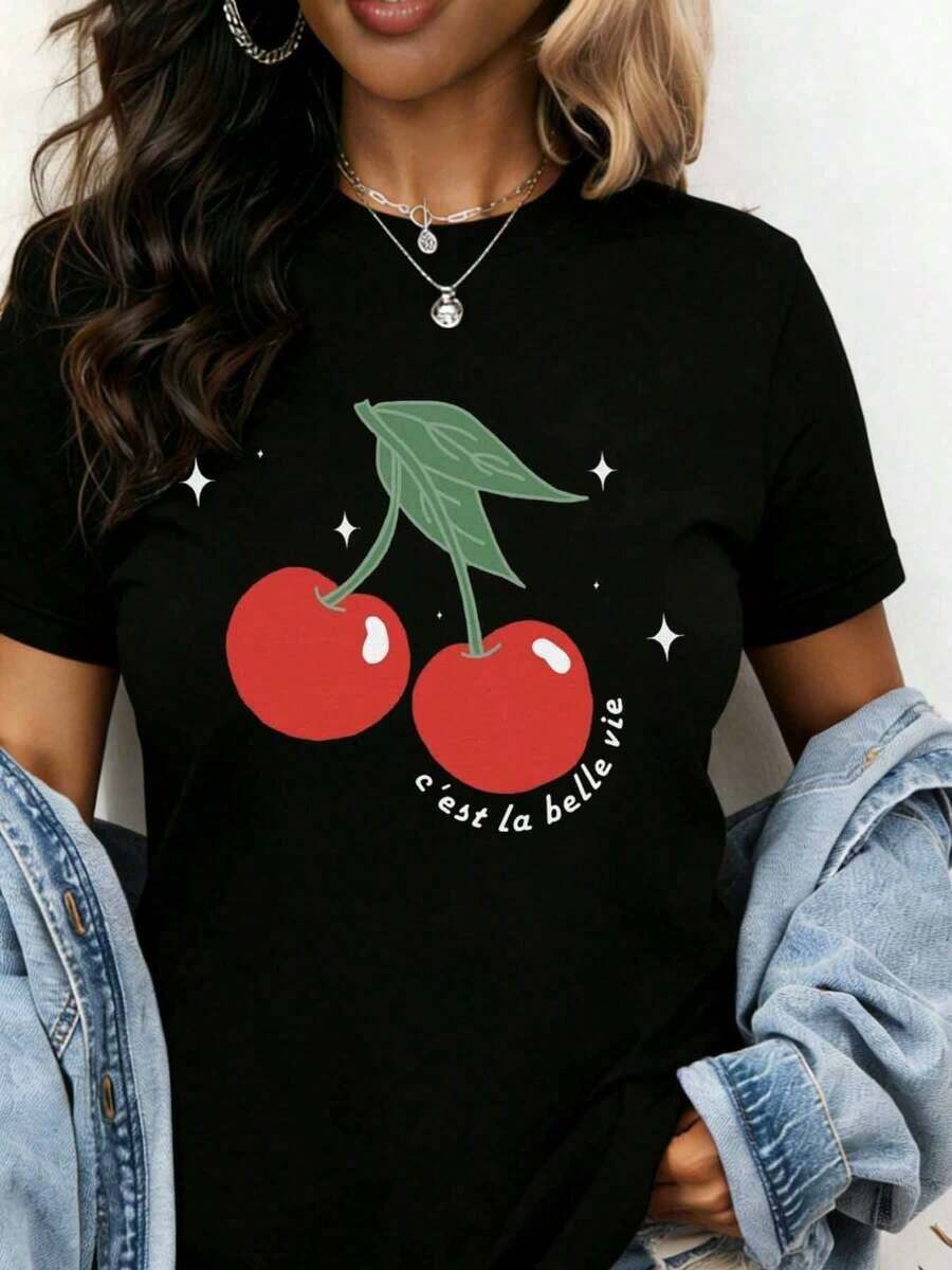 Under The Radar Cherry Print T-Shirt, C'est La Belle Vie Graphic T-Shirt, Women's Casual Summer T-Shirt, White, Round Neck, Short Sleeve, Urban Vintage Style, Unisex, Loose Fit, Cotton, Short Sleeve, Round Neck. - 黑色 - 查看 1