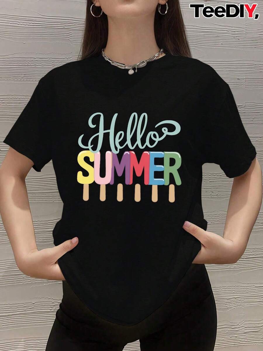Camiseta de verano de talla grande para mujer con estampado de paletas de helado - Diseño colorido de cubitos de hielo con el texto "Hola Verano", top casual de manga corta y cuello redondo, adecuada para la playa, la piscina y el uso diario - Ropa de verano lavable a máquina. - Negro - Ver 1