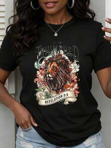 Fashionable Women's T-Shirt With Lion And Flower Design, Featuring The Phrase 'He Has Triumphed' From Revelation 5:5. Graphic T-Shirt With Christian Bible Verse For Casual Wear, Church Wear, And Everyday Activities. Suitable As A Gift. Women's T-Shirt. Elegant Blouses. Boho Chic. Soft, Breathable, And Comfortable Women's Top, Ideal For Spring, Summer, And Autumn, Perfect For Vacations, Travel, And Everyday Wear. - 黑色 - 查看 2