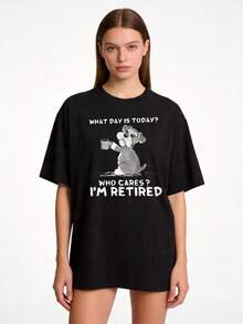Women's Premium Casual T-Shirt With Cartoon Dog And Coffee Print, Sizes S-2XL, Short Sleeve, Solid Black And White, With The Phrase "Who Cares? I'm Retired." Matching Family And Couple Outfits, Perfect For Spring And Summer, Ideal Gift For Mom, Mother's Day, Family, And Best Friends. . - 黑色 - 查看 1
