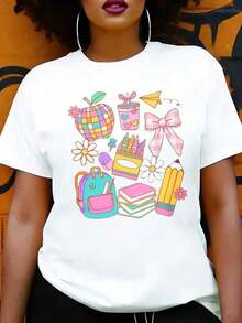 Camiseta de Mujer con Diseño Escolar Lindo y Colorido, con Mochila, Lápices, Cuadernos y Flores, Perfecta para la Temporada de Regreso a Clases, Regalo Ideal para Estudiantes y Maestros - Blanco - Ver 1