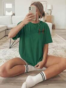 1 pieza [estampado a doble cara] camiseta de mujer, top casual de manga corta y cuello redondo, con costuras estilo béisbol y el estampado "LIVIN' THAT MOM LIFE", lavable a máquina, adecuada para uso casual, ropa multiusos, camiseta moderna y a la moda, material cómodo, 100% algodón para entusiastas del estilo. - Verde - Ver 4
