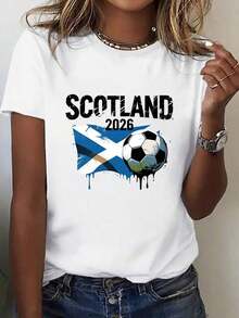 Playera minimalista modernaCamiseta de Cuello Redondo Estampada para Mujer, Colección de Ropa EE. UU.-México. Camiseta Estampada de Moda con Cuello Redondo para Mujer, con Estampado del Equipo de Fútbol de Escocia. Una Prenda Esencial Llamativa y Versátil. Ropa para Fanáticos del Fútbol, Ropa de Animación. Nuevas Mangas - [Blanco] - Ver 7