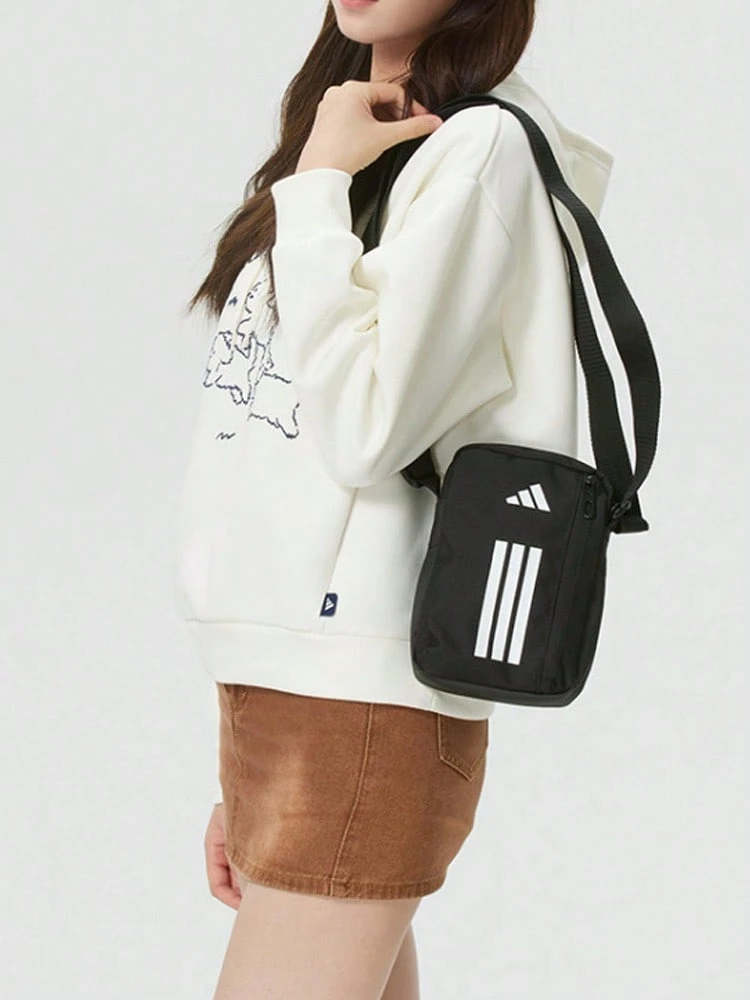 Adidas 阿迪达斯 PRIMELIFT 2.4L 品牌标志印花涤纶斜挎包（女士款） - 黑色 - 查看 1