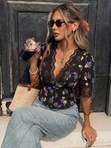 Blusa elegante y vintage de mujer con cuello en V, cintura ceñida y parches de encaje floral rojo - Multicolor 5 - Ver 4