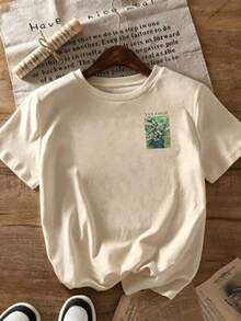 This Casual T-Shirt Features A Simple Print, A Round Neck, And Short Sleeves. The Classic, Basic Design Is Universally Flattering, And The Loose, Relaxed Fit Feels Comfortable And Breathable. The Fine, Soft Texture Is Soft Against The Skin And Breathable, So It Won't Pill Or Lose Its Shape Over Time. The Subtle, Elegant Print Design Is A Must-Have For Summer. This Versatile Piece Pairs Perfectly With All Kinds Of Bottoms-You Can't Go Wrong. - 米色 - 查看 2