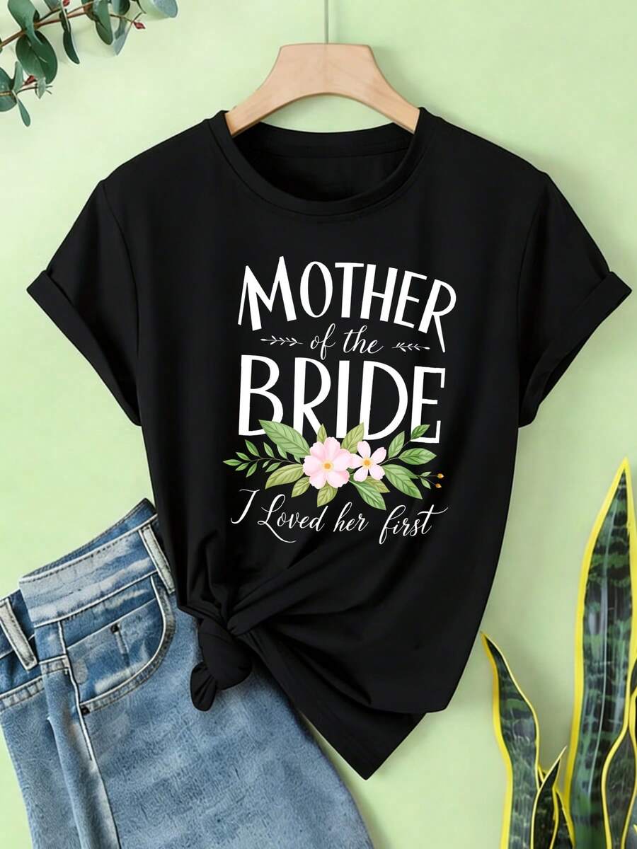 Camiseta Estampada para Mujer - Camiseta Casual de Manga Corta y Cuello Redondo en Negro con Texto Cursivo Madre de la Novia, Corte Relajado para Todas las Estaciones, Perfecta para Uso Diario y Celebraciones (Lavable aáquina). - Negro - Ver 1