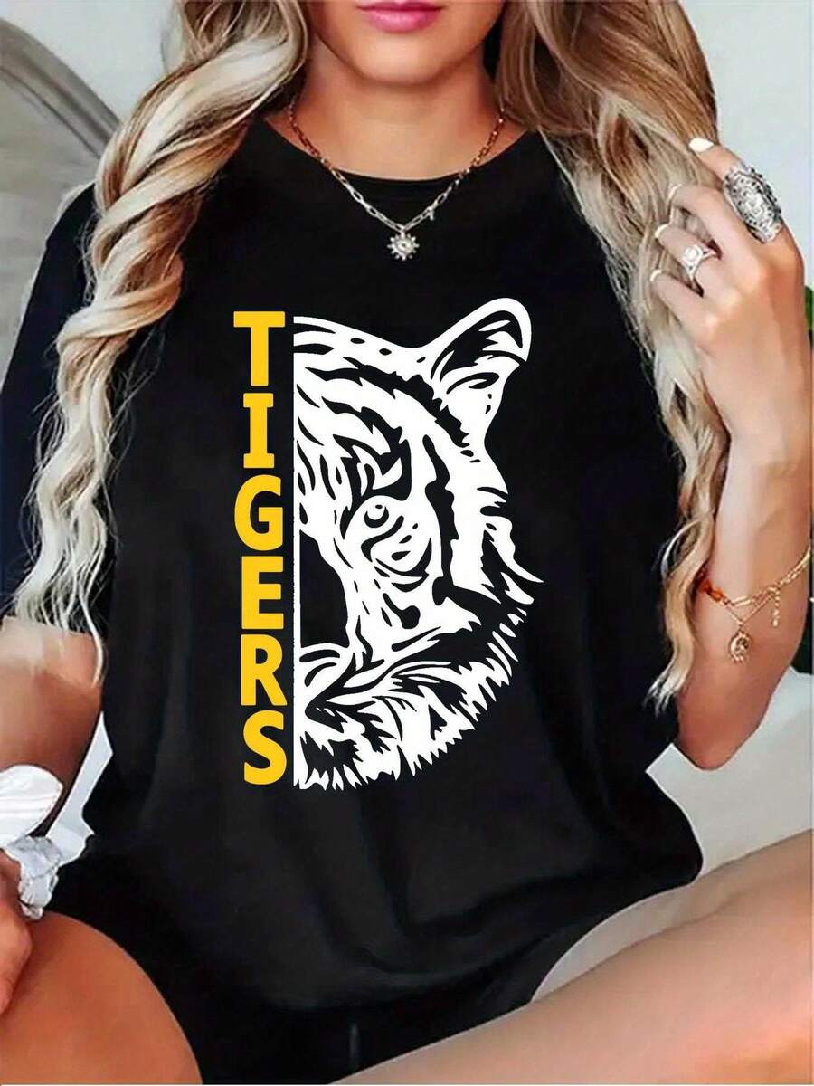 Women's Printed T-Shirt - Casual Short Sleeve Crew Neck T-Shirt In Black With A Striking White Tiger Face And Yellow Lettering. A Relaxed Fit For All Seasons, The Perfect Choice For Everyday Wear Or Your Holiday Outfits (Machine Washable) - Complete Your Look With Silver Jewelry. - 黑色 - 查看 1