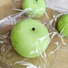 1 pieza Juguete de estrés realista en forma de manzana suave y apretable, juguete para los dedos para relajación y concentración, juguete portátil para inquietud, regalo ideal para vacaciones, cumpleaños, Pascua, Halloween, Navidad - Multicolor - Ver 4