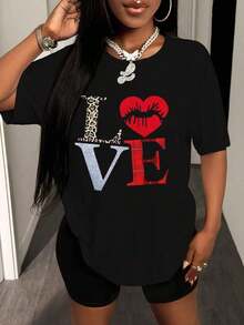 Camiseta de manga corta holgada con hombros caídos de Bohemio , con diseño estampado de letras y labios, camisetas gráficas para mujer, tops de algodón. - Negro - Ver 1