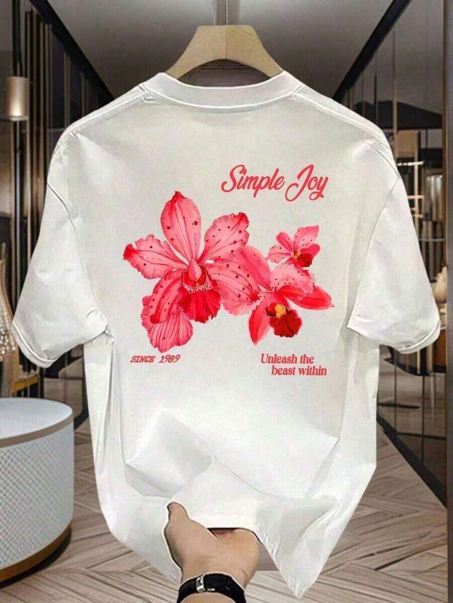 This Short-Sleeve Crew Neck T-Shirt With A Colorful Letter And Floral Print Is A Fashionable And Versatile Choice For Women In Summer. The Graphic Tee Comes In White And Pink, Perfect For Vacation Wear. 100% Cotton - 白色的 - 查看 1