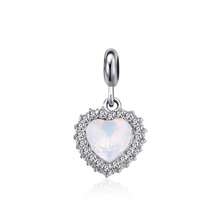 Mặt dây chuyền hình nơ và trái tim lấp lánh đính đá Cubic Zirconia, phù hợp với vòng tay charm kiểu Châu Âu, trang sức xếp lớp thanh lịch để đeo hàng ngày, quà tặng sinh nhật, kỷ niệm, ngày Valentine. - Bạc - Xem 15