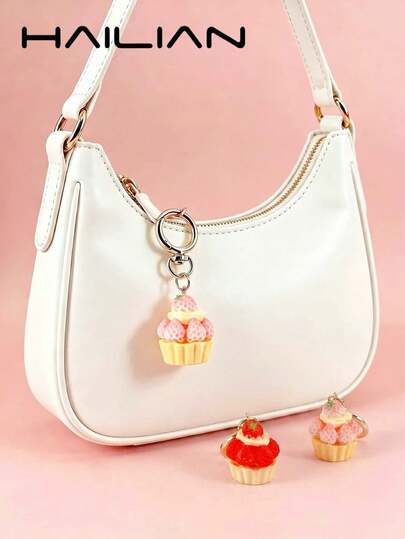 HAILIAN Simulation Strawberry Cupcake Bag Charm, Kawaii 3D Pendant, Sweet Aesthetic Keychain, Ins Style Accessory, Ideal Gift For Friends