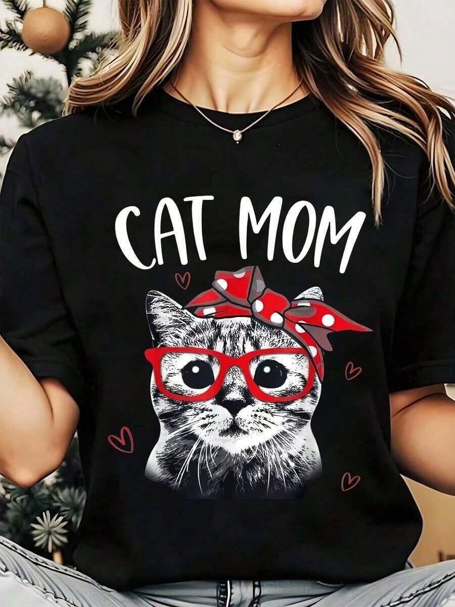 Soft, Breathable, And Lightweight For All-Day Comfort. Women's Crew Neck T-Shirt With A Cat Mom Print Featuring Glasses And A Bow, Ideal For Casual Wear During Christmas And Holidays, 220g. Classic Crew Neck With A Relaxed Fit That Flatters All Body Shapes And Is Easy To Pair With Jeans, Shorts, And Leggings. - 黑色 - 查看 1
