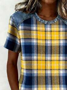 Camiseta de mujer con cuello redondo, manga corta y estampado de corazones en bloques de color - Multicolor 5 - Ver 3