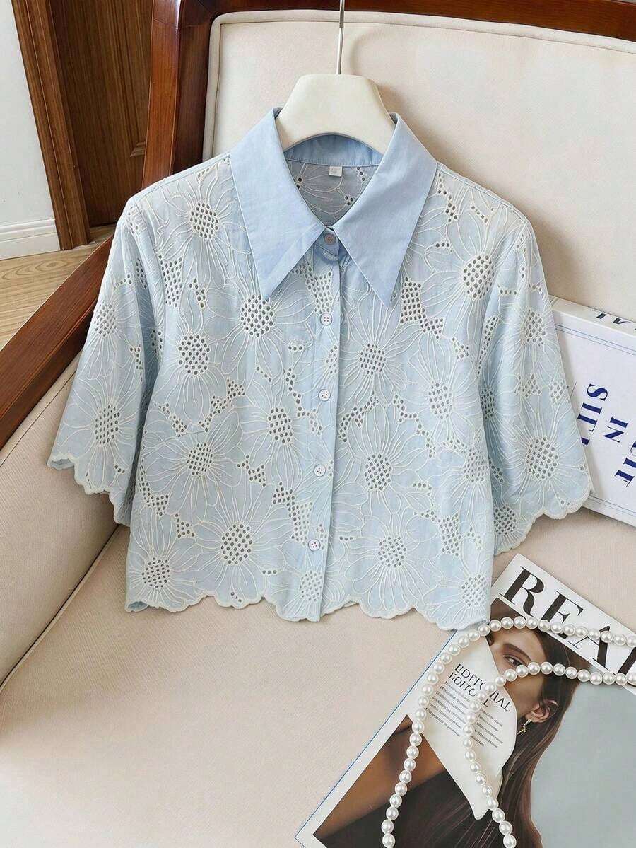 Aveloria Zanirela Elegant Blouse With Random Daisy Embroidery And Openwork - 白色 - 查看 1