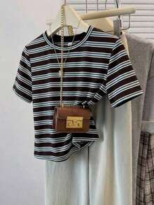 Frenchy Camiseta de mujer de manga corta, cuello redondo, a rayas, de estilo casual para el verano - Marrón - Ver 3