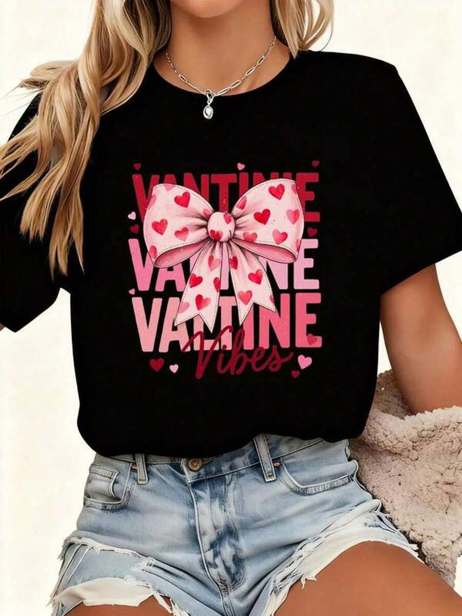 Women's Short-Sleeved T-Shirt With Round Neck And Valentine's Day Vibes Print With Pink Bow And Heart Pattern, Sizes S-3XL. Fashionable, Comfortable And Breathable, Machine Washable. - 黑色 - 查看 1