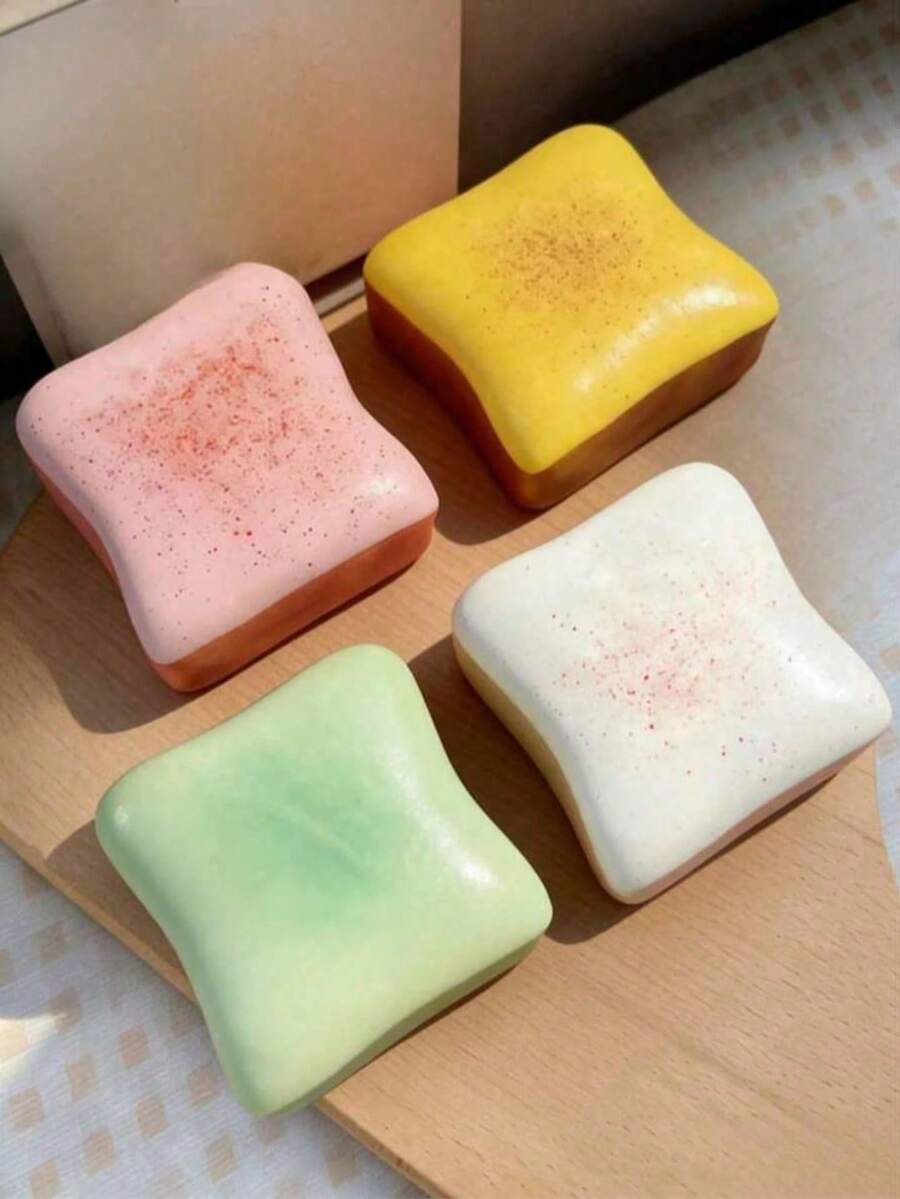 1個柔軟可愛奶油吐司捏捏樂玩具 - 舒壓指尖玩具 | 粉色/黃色/白色/綠色 4色隨機出貨 | 幫助您放鬆身心 | 理想的生日、節日和日常禮物 | 創意桌面裝飾 | 派對小禮 | 春夏主題 - 彩色 - 查看 1