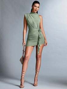 Vestido elegante para mujer con cuello de solapa y recortes en los hombros con pliegues - verde menta - Ver 5