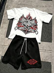 2 Pieces Of Men's Creative T-Shirts And Shorts, Featuring A Red And Black Old School Tattoo-Style Print Pattern, And Also Adorned With The Original Dutch "Vons" Logo. This Is Fashionable Casual Wear, Consisting Of A Soft And Breathable Printed T-Shirt And Shorts Set. - 黑與白 - 查看 1