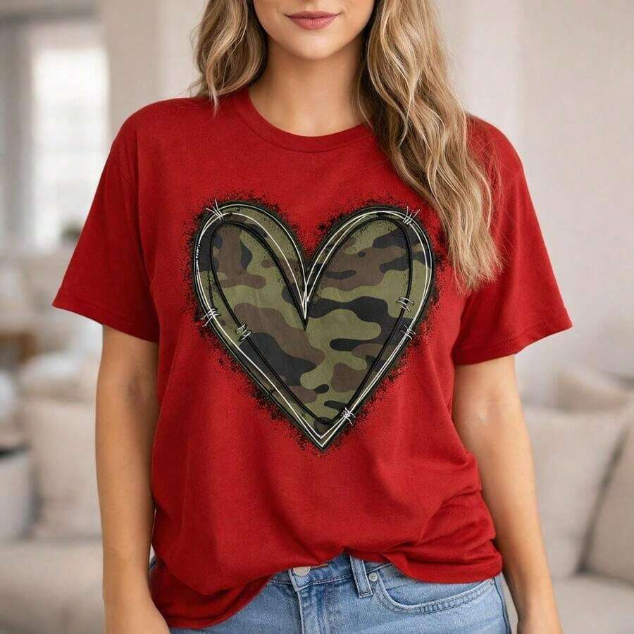 Suave Camiseta de Algodón para Mujer Tallas Grandes con Estampado de Corazón Camuflado, 0XL-5XL, Manga Corta, Cuello Redondo, Top Casual, Corte Holgado, Camiseta Básica para Uso Diario, Camiseta Tallas Grandes con Estampado de Camuflaje Negro, blusa casual mujer, blusas para mujer, playeras de mujer algodón - Rojo - Ver 1