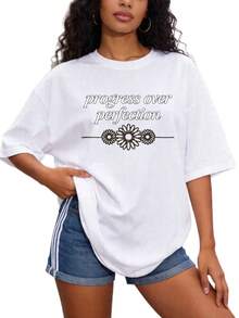 Camiseta casual básica de cuello redondo para mujer, tallas S-2XL, 100% en colores sólidos negro y blanco. Diseño de margaritas, perfección en cada detalle. Adecuada para uso en casa y conjuntos de pareja. Ideal para primavera y verano. Regalo perfecto para el Día de la Madre, familiares y mejores amigas. Ecológica. - Blanco - Ver 1