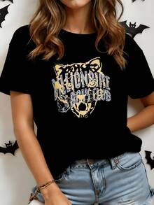Leopard Face Symbolizing Power, Courage, And Free Spirit, Accompanied By Artistic Lettering That Reflects Confidence And Modern Energy. Comfortable Casual Women's T-Shirt For Everyday Wear. - 黑色 - 查看 8