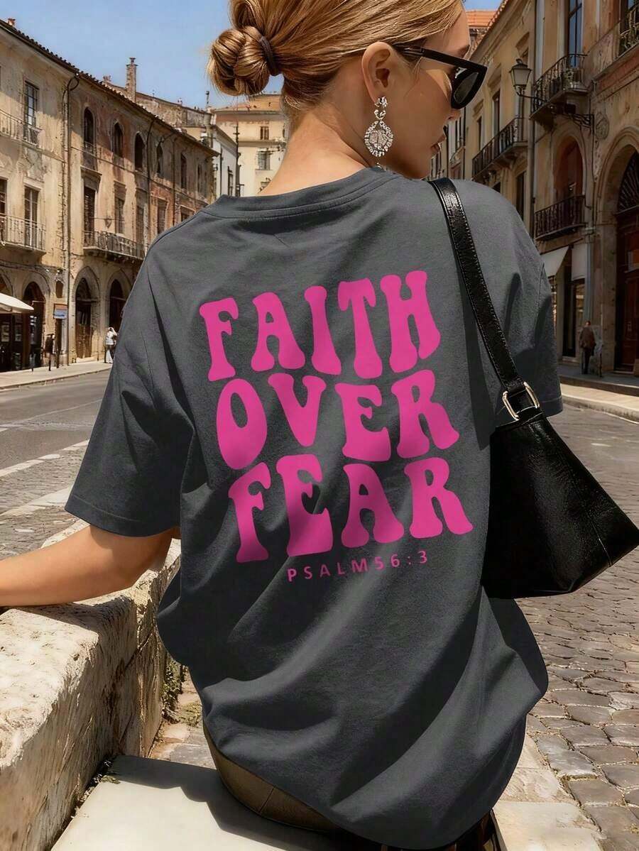 Women's Casual Short-Sleeve Crew Neck T-Shirt With Slogan Print, Perfect For Vacation. This Printed T-Shirt Is Available In White, Black, And Pink, And Is Ideal For Summer Vacations. - 深灰色 - 查看 1
