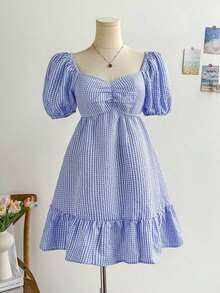 Vestido campesino de cuadros con cuello de corazón fruncido y dobladillo con volantes - Azul y blanco - Ver 3
