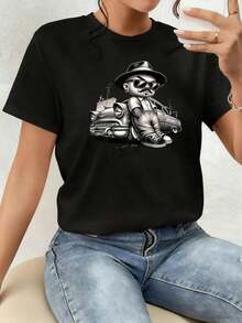 Soft. Artistic Figure Of An Urban Leader With A Hat Next To A Classic Car Symbolizes Strength, Respect, Elegance, And Confidence Of The Streetwise Soul, Reflecting A Strong Character And Independent Lifestyle Full Of Positive Attitude. Women's T-Shirt, 100% Cotton. New Summer Women's T-Shirt, Casual And Comfortable Crew Neck Top - 黑色 - 查看 12