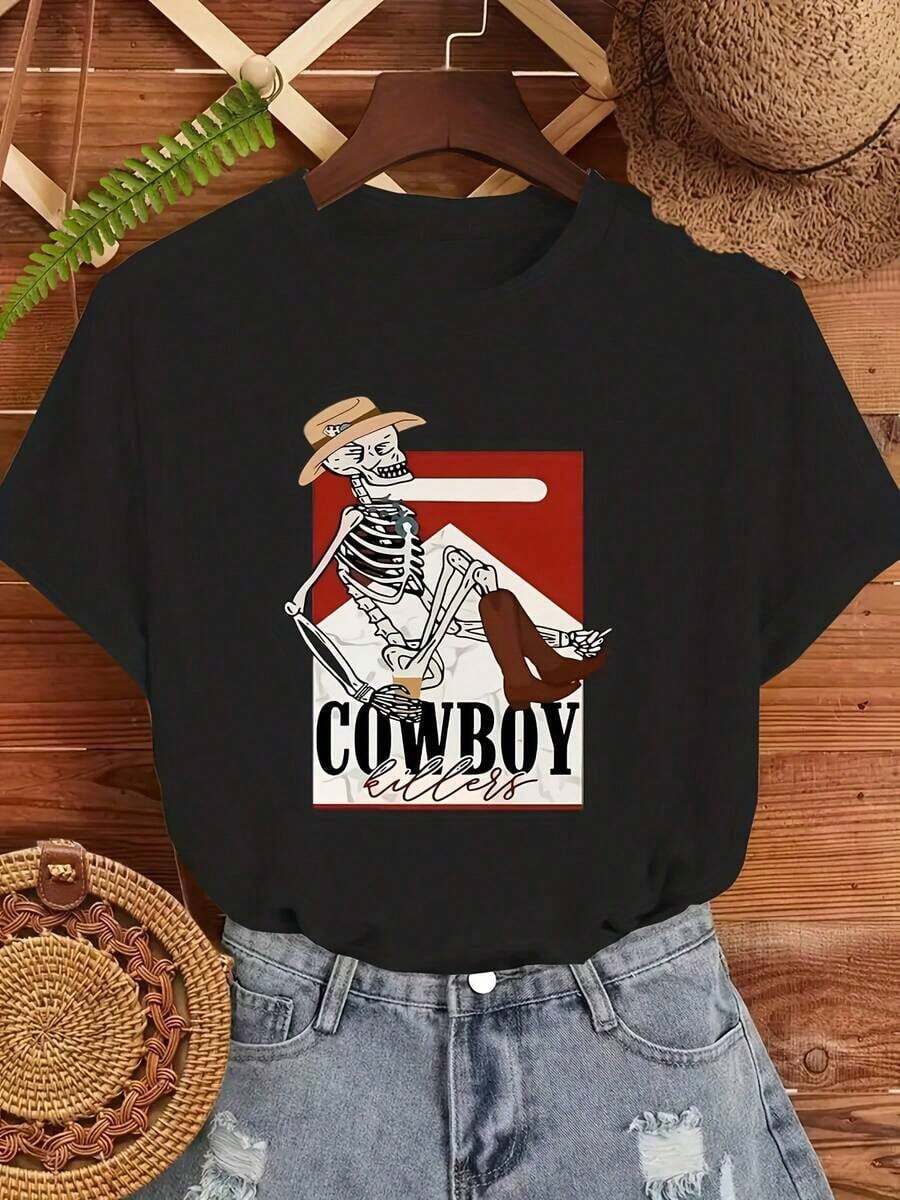 Simple And Versatile Women's Denim-Designed T-Shirt - Black Western-Style T-Shirt With Red Details - Soft And Slightly Stretchy Fabric - Round Neck, Suitable For Everyday Wear, Sizes S-XXXL - Denim Accessories, Spring/Summer Clothing, Denim-Themed Design, Comfortable Fit, Spring Fashion, Vintage Style, Breathable Fabric, Short-Sleeved T-Shirt, Comfortable And Casual Option, Cotton T-Shirt. - 黑色 - 查看 1