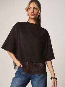 Camiseta de corte relajado y cuello redondo con ribete de encaje para comodidad casual de primavera y verano - Marrón Chocolate - Ver 1
