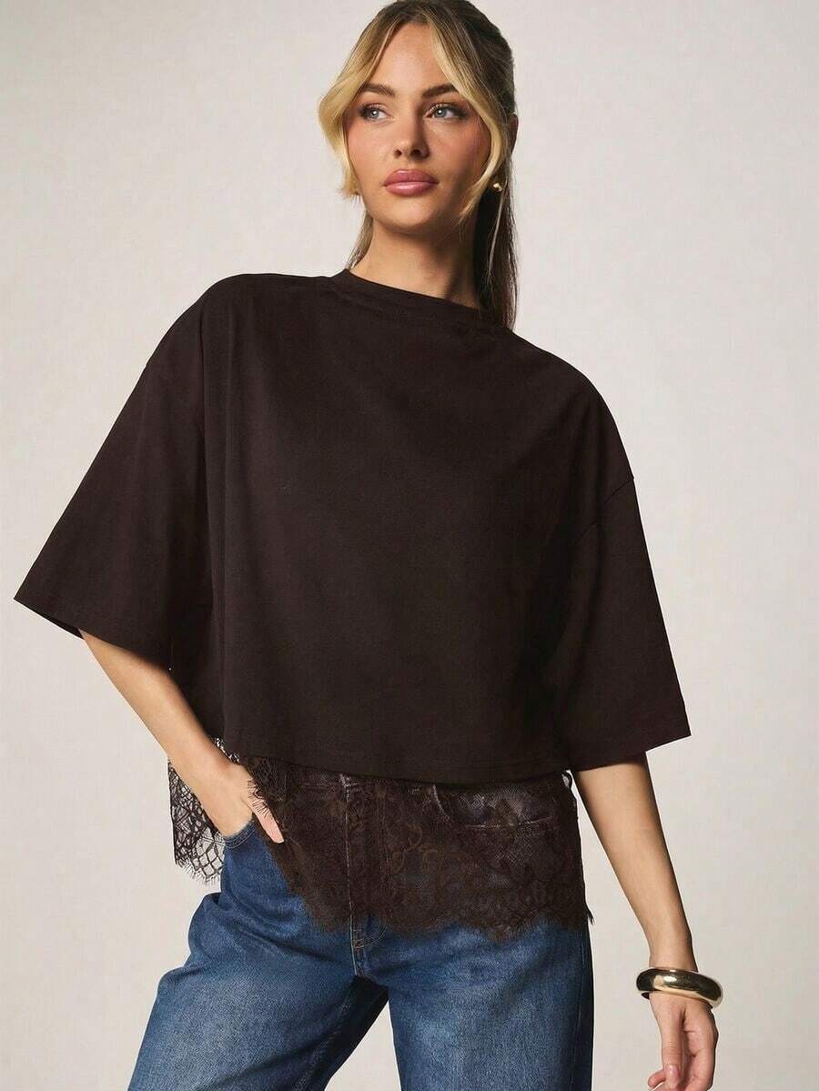 Camiseta de corte relajado y cuello redondo con ribete de encaje para comodidad casual de primavera y verano - Marrón Chocolate - Ver 1
