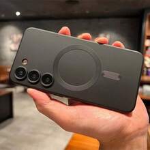 适用于三星 Galaxy A57 A37 A17 A07 A56 A55 A36 A35 A26 A25 A16 A15 A05 A06 S26 Ultra S25 FE S24 S23 S22 S21 Plus 的磁吸式磨砂镜头保护壳，防震软壳 - 黑色 - 查看 2