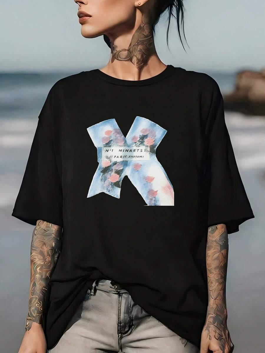 Women's Premium Ultra-Soft 180g T-Shirt With Print - Watercolor Cross Design | A Great Summer Gift, Perfect For Family Outings And Office Team-Building Activities. | Ideal For Festive Occasions And Everyday Casual Wear. | Comfortable, Stylish, And Women's T-Shirt - 黑色 - 查看 1
