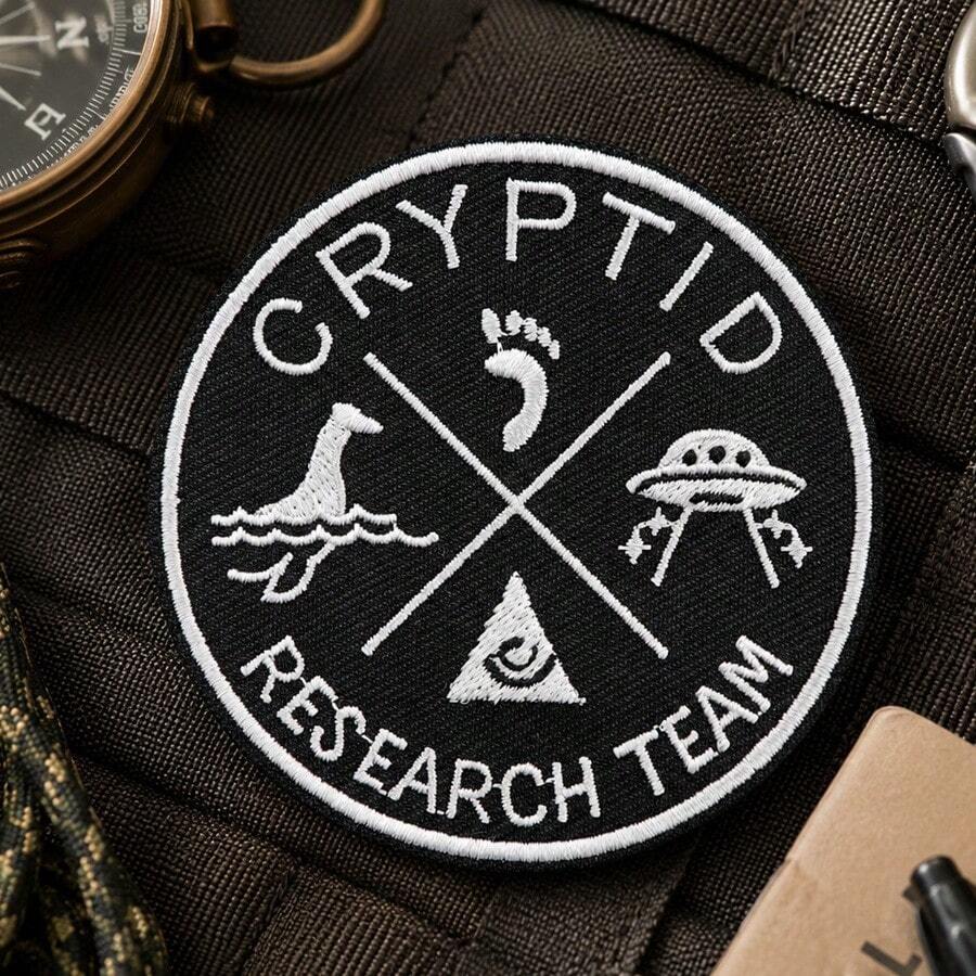 RHUAGYP 1件裝「Cryptid Research Club」標語與UFO刺繡貼布,圓形黑白設計燙貼貼花,適合DIY衣物裝飾 - 多色 - 查看 1
