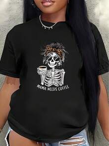 Polyester Short-Sleeved T-Shirt With A "Skull Mom Needs Coffee" Print. Lightweight And Durable, It's Suitable For Casual Wear At Home, In Cafes, Or At The Office-A Perfect Choice For Coffee Lovers And Those Looking For A Fun Fashion Statement. Women's Casual Blouse - 黑色 - 查看 1