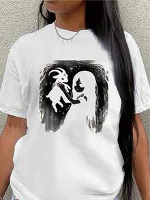 Polyester Short-Sleeved T-Shirt With A Gothic Art Design, Lightweight And Durable, Suitable For Home, Cafes, Or Casual Outdoor Wear. Women's Casual Blouse - 白色 - 查看 7