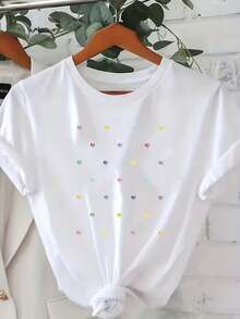 Women's Plus-Size Short-Sleeve T-Shirt With A Heart Print - A Spring, Summer, And Fall Essential - A Comfortable, Casual Crew Neck T-Shirt Suitable For All Seasons, Machine Washable, A Must-Have For Everyday Wear. - 白色 - 查看 1
